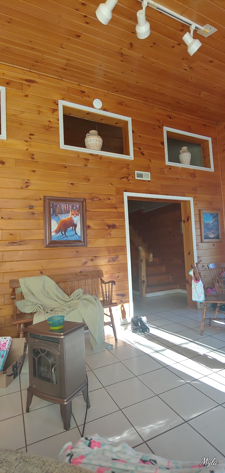 Waterloo Woods Cabin Retreat: Foxfire Cabin | 1892 OH-56, New Marshfield, OH 45766 | Phone: (740) 590-6178