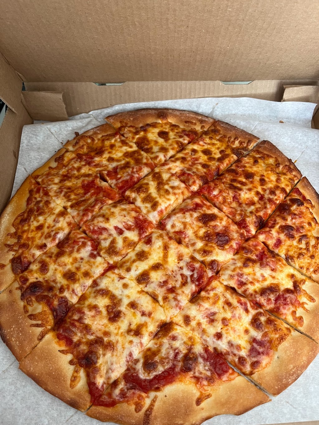 Gilbys Pizza Cravin | 64 Benedict Ave, Norwalk, OH 44857 | Phone: (419) 668-2728