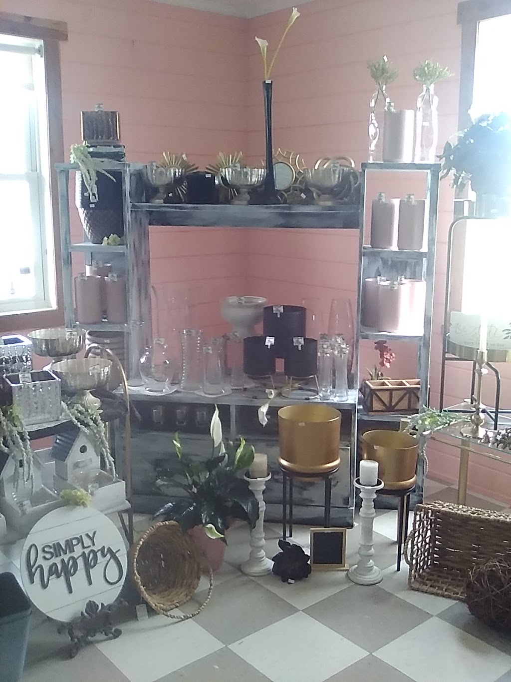 Maries Flower Shoppe | 2822 OH-557, Baltic, OH 43804 | Phone: (330) 600-2518