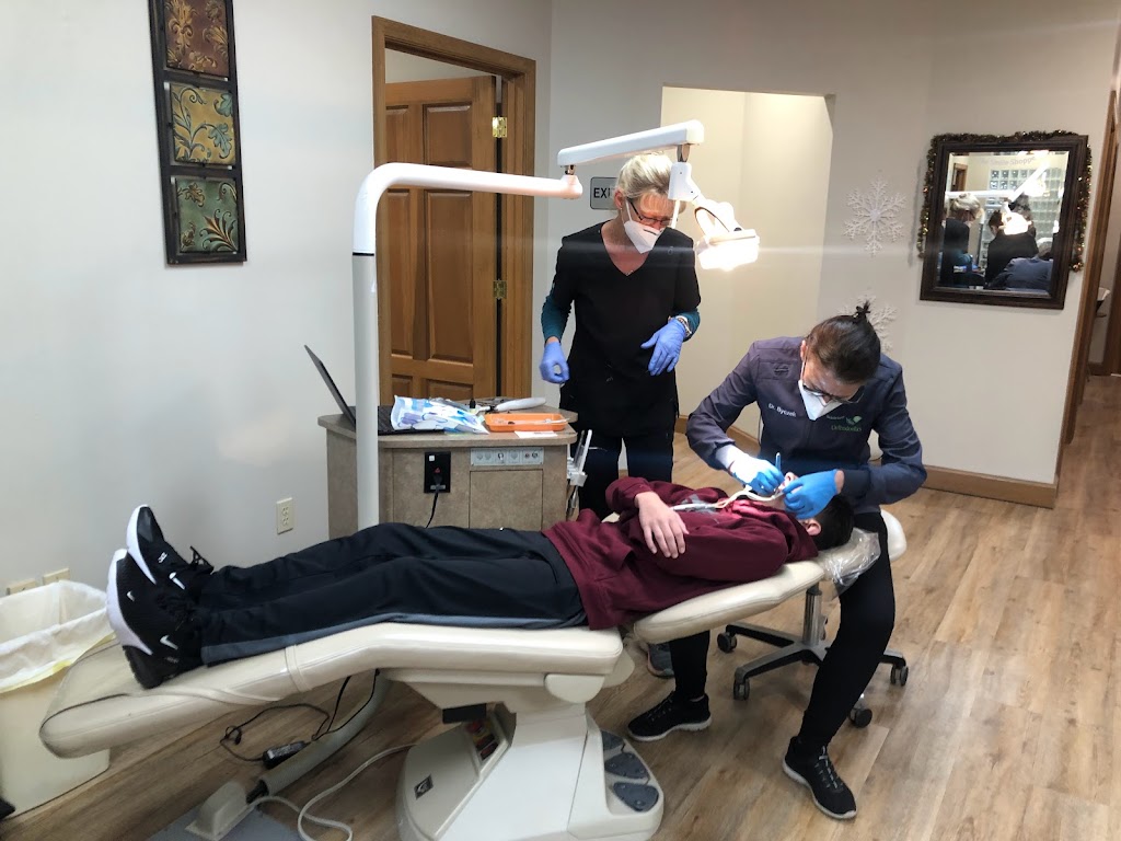 The Smile Shoppe at Athens Orthodontics | 211 Columbus Rd, Athens, OH 45701 | Phone: (740) 594-5400