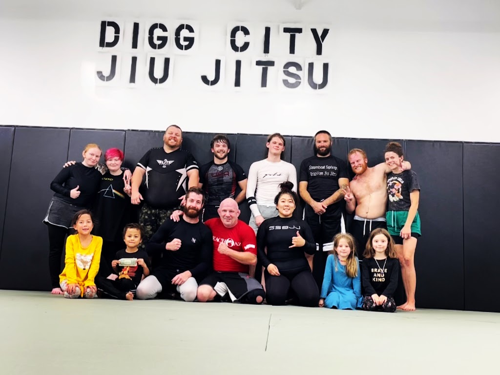 Digg City Jiu Jitsu | 175 Columbus Rd Suite 106, Athens, OH 45701 | Phone: (740) 796-8887