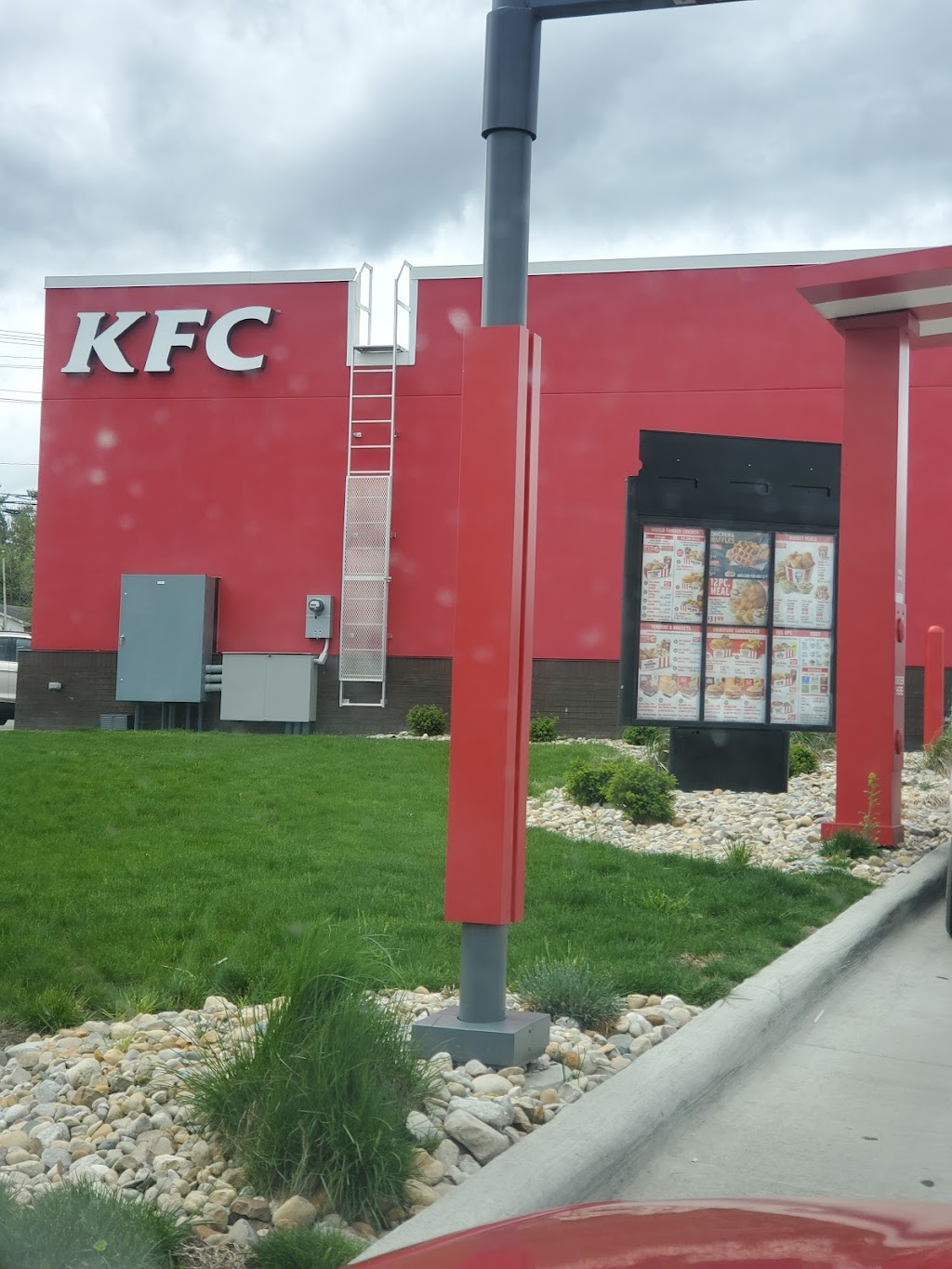 KFC | 816 E Main St, Jackson, OH 45640 | Phone: (740) 286-5097