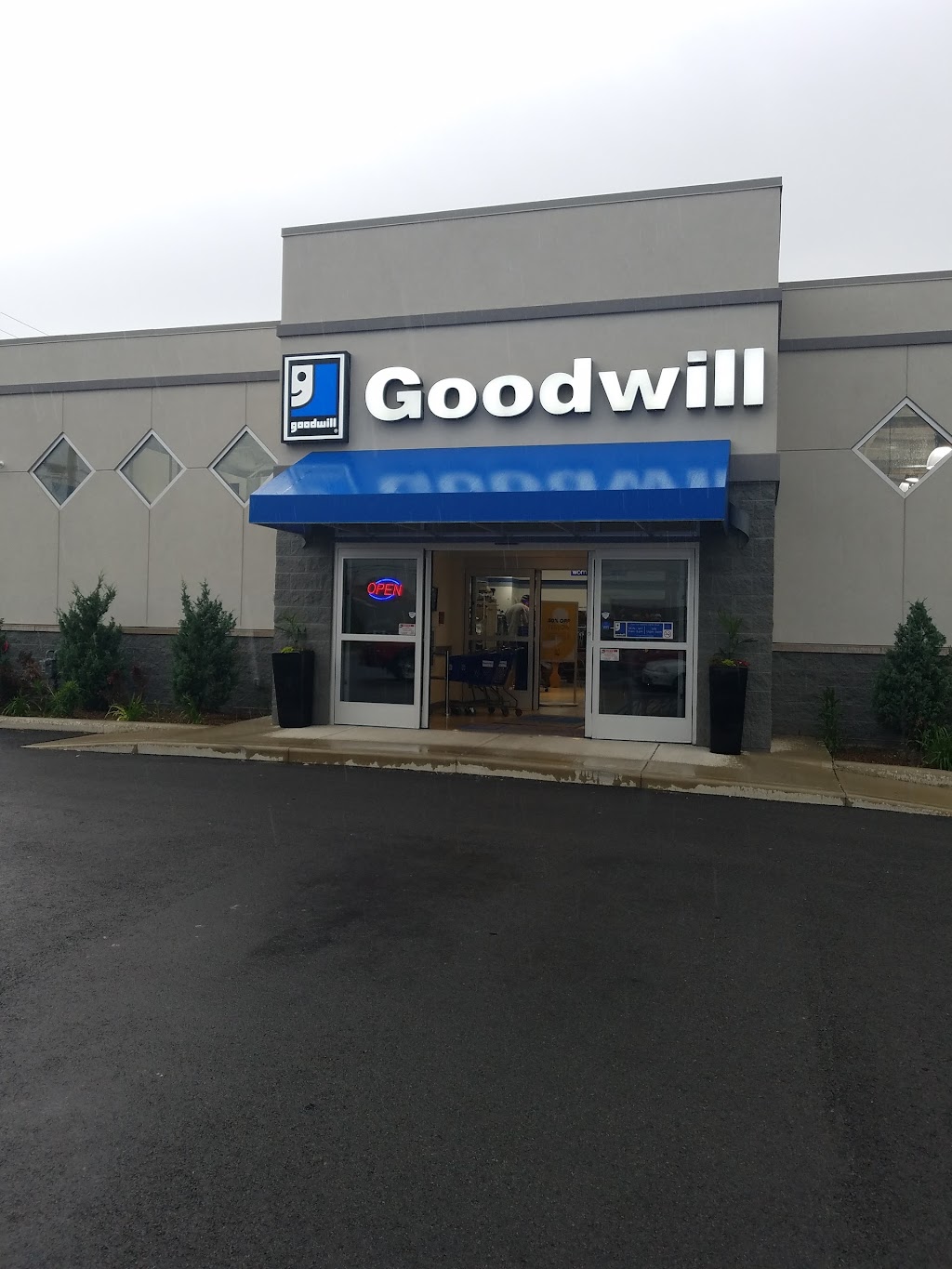 Goodwill Willard | 117 Walton St W, Willard, OH 44890 | Phone: (419) 935-4048