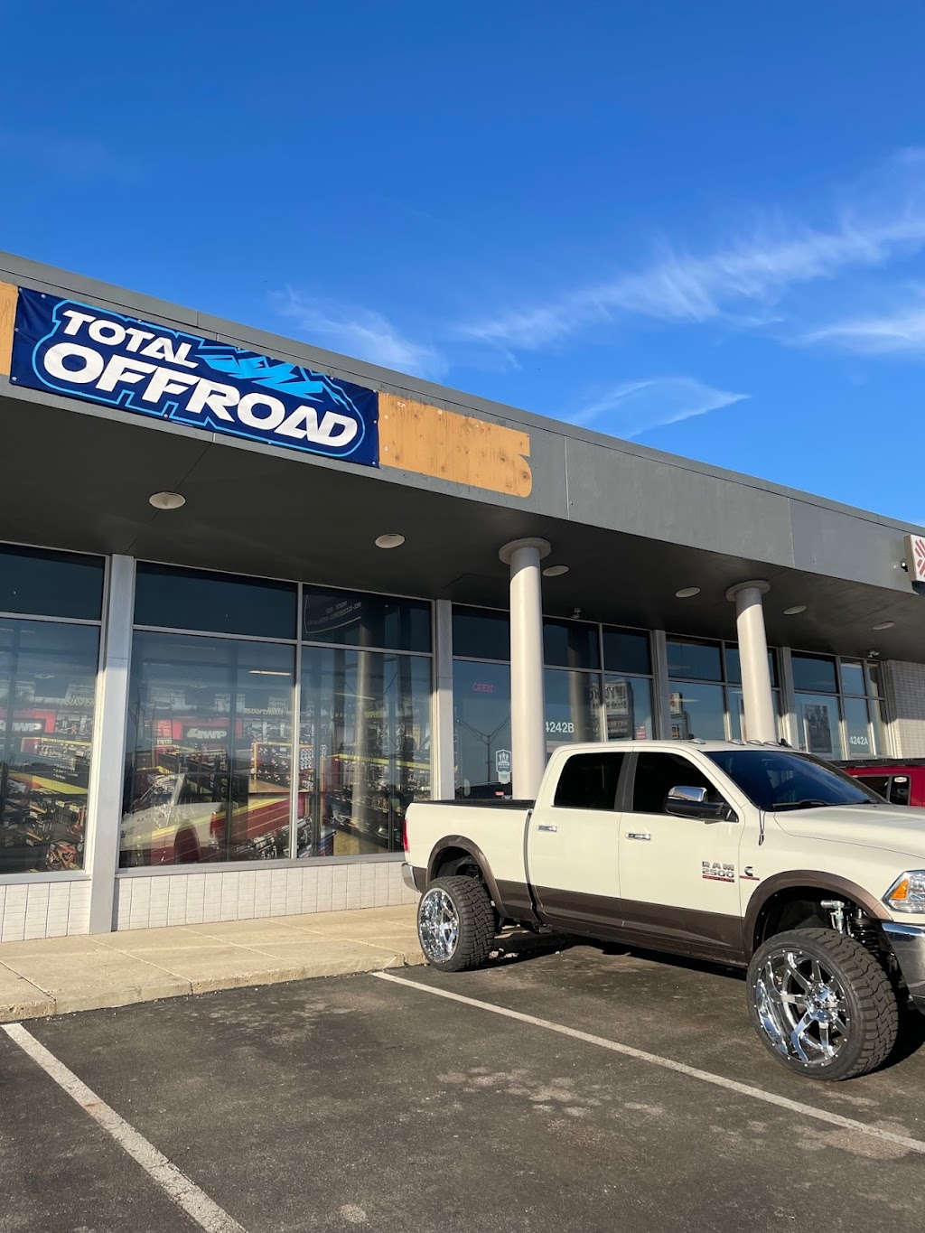 Total Offroad and More | 4242 W Broad St, Columbus, OH 43228 | Phone: (614) 274-7074