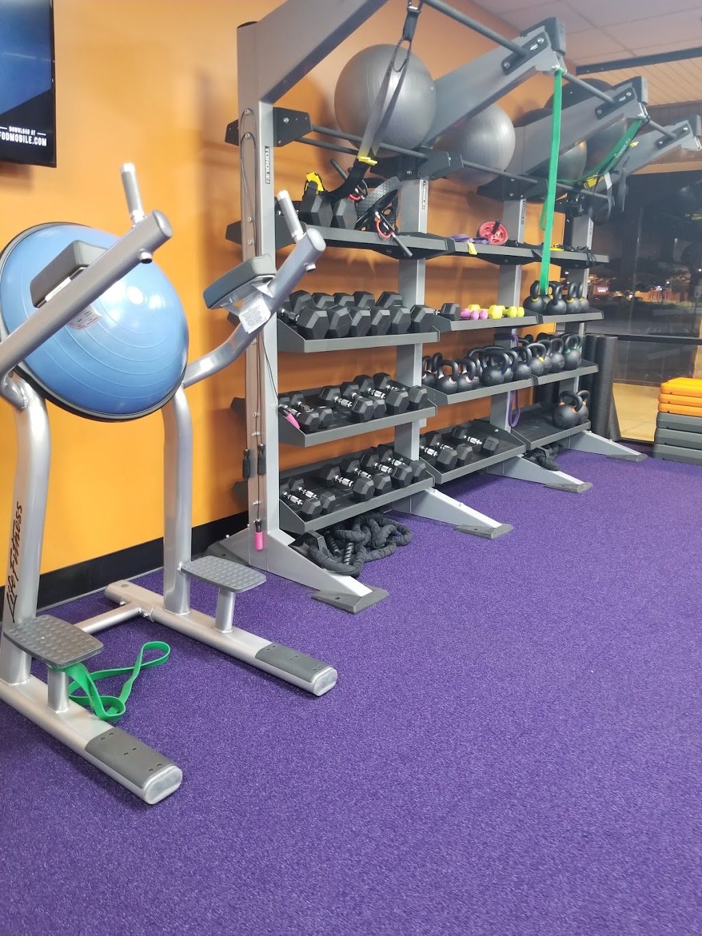 Anytime Fitness | 23585-23591, US-23, Circleville, OH 43113 | Phone: (740) 207-5217