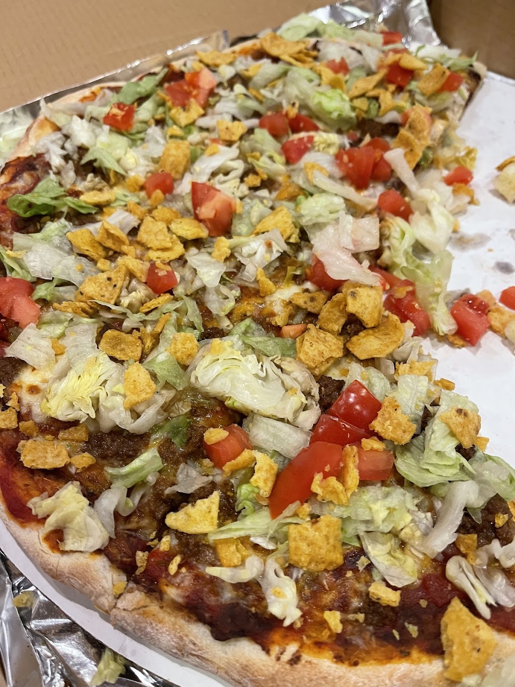b, Pizza | 5988 OH-235, Conover, OH 45317 | Phone: (937) 745-0023
