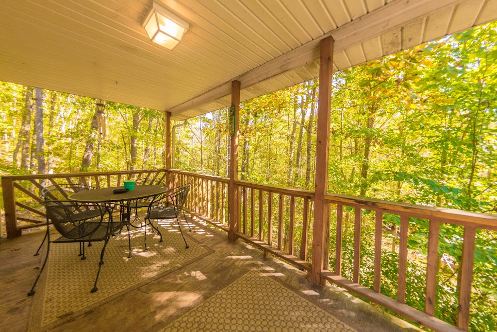 The Sanctuary of Brush Creek Vacation Rentals | 1620 Coffee Hollow Rd, Peebles, OH 45660 | Phone: (937) 231-2604