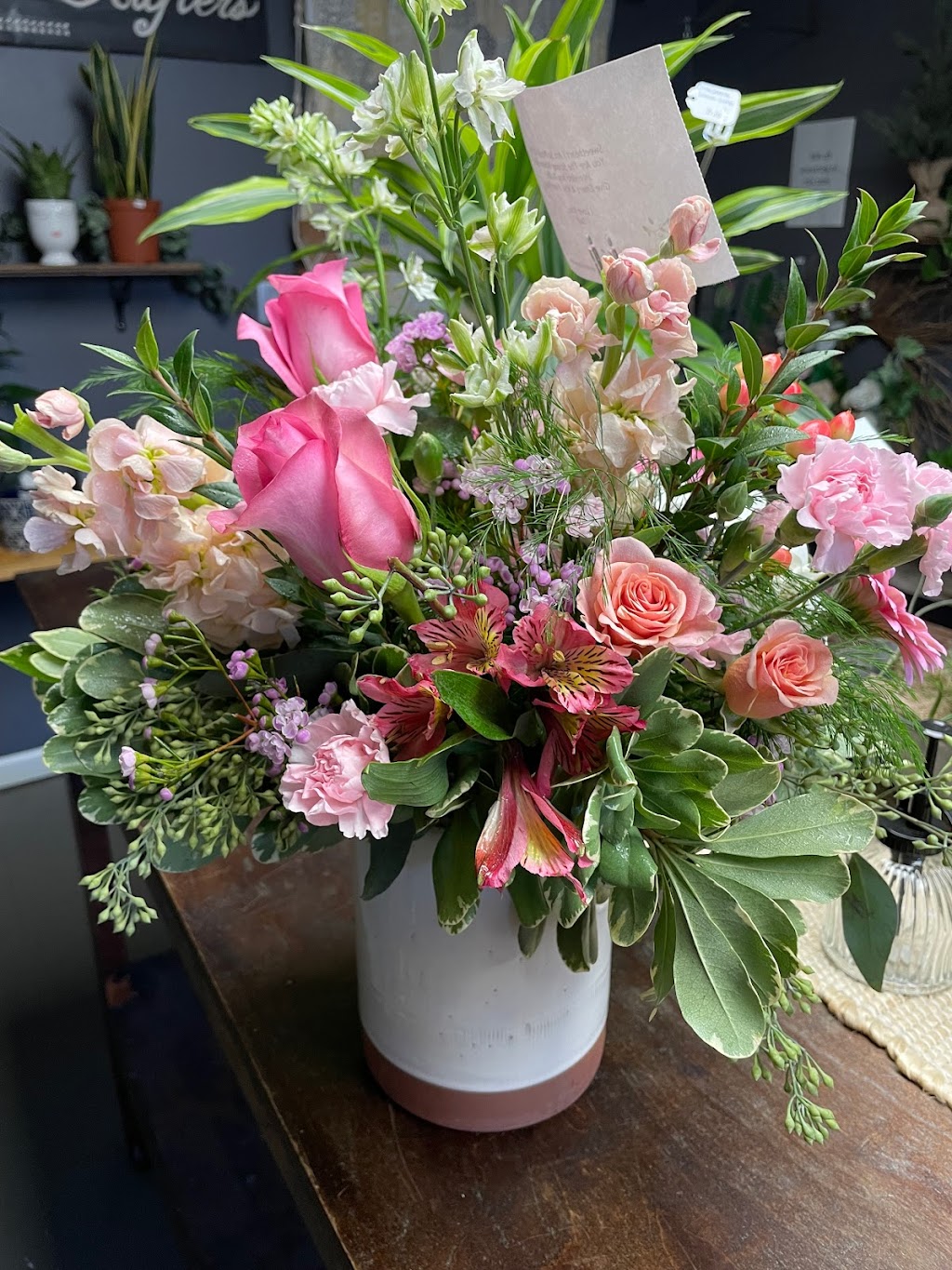 Flowers from the Rafters | 27 N Broadway St, Lebanon, OH 45036 | Phone: (513) 932-2700