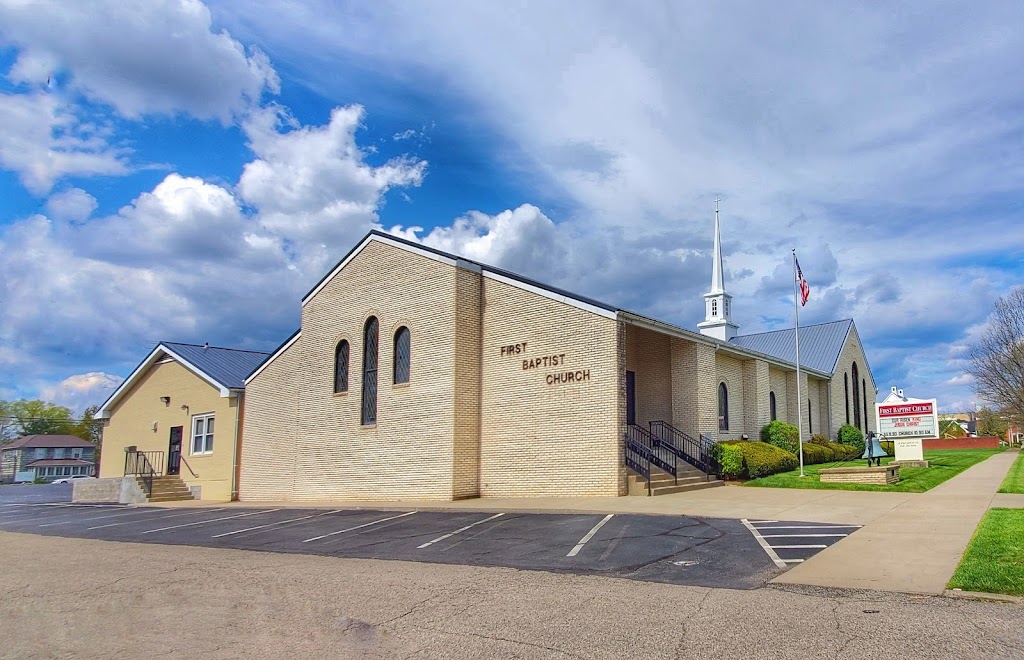 First Baptist Church | 35 Broadway St, Jackson, OH 45640 | Phone: (740) 286-5089