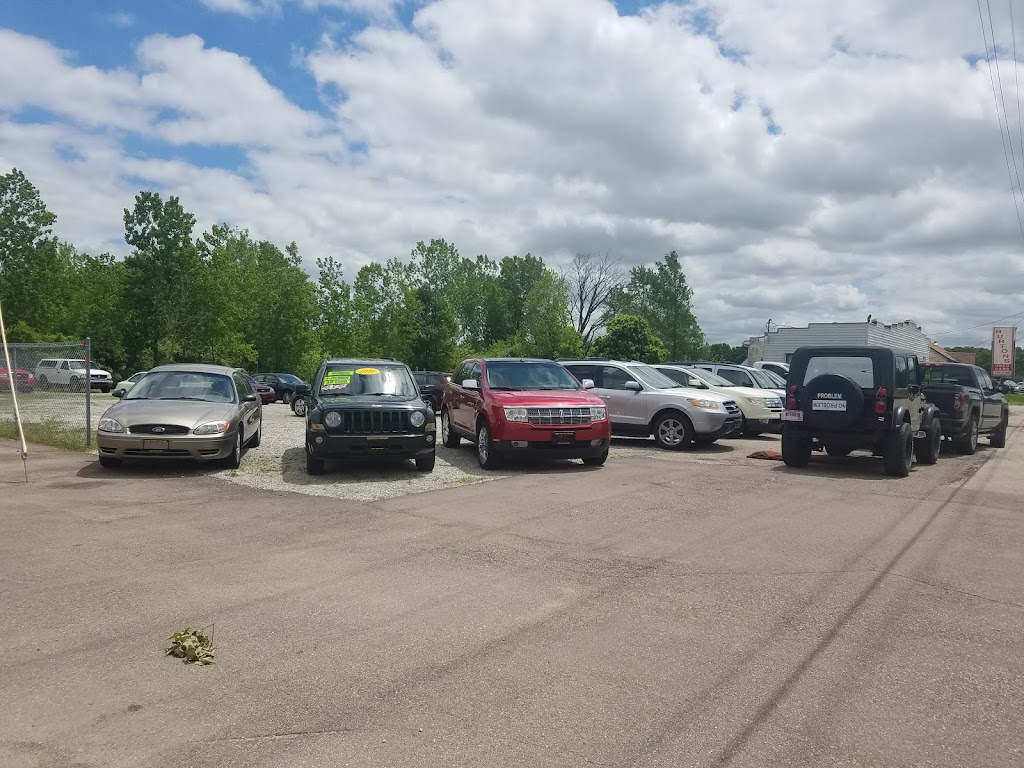 Burtons Used Cars | 2065 S Co Rd 25A, Troy, OH 45373 | Phone: (937) 339-4168