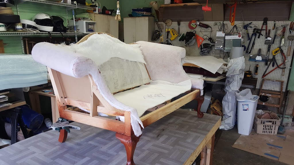 Old Town Upholstery | 3824 April Ln, Columbus, OH 43227 | Phone: (614) 420-2269