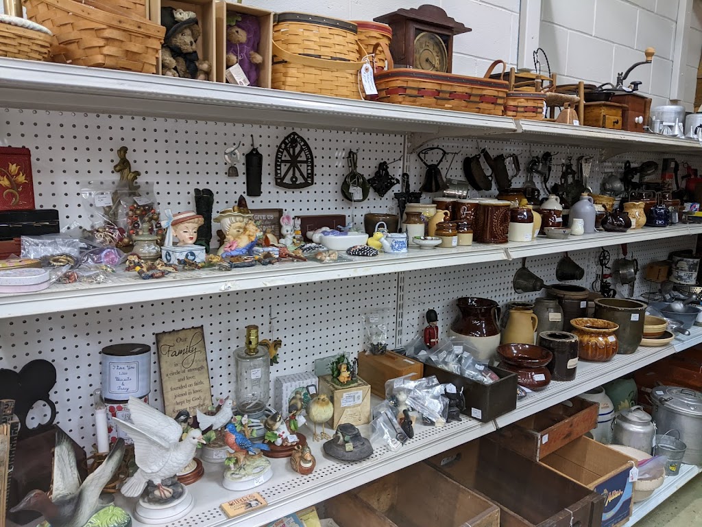 Pickaway Craft Mall | 2146 N Court St, Circleville, OH 43113 | Phone: (740) 731-3733