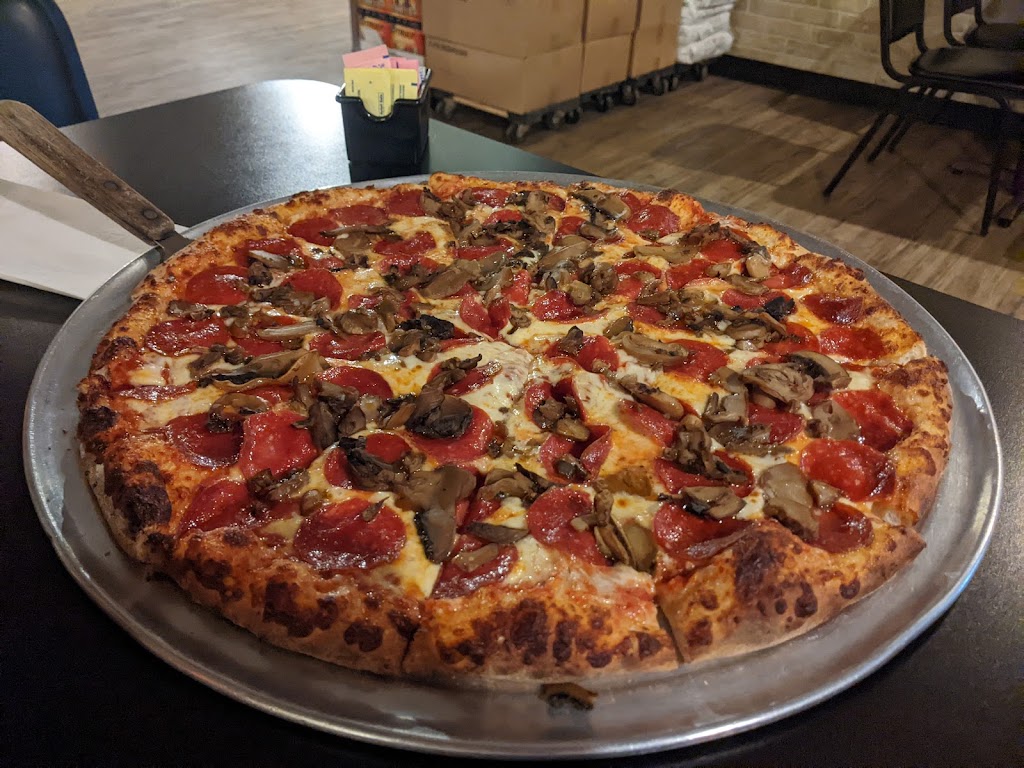 Pisanellos Pizza | 120 W Charles St, Bucyrus, OH 44820 | Phone: (419) 562-3400