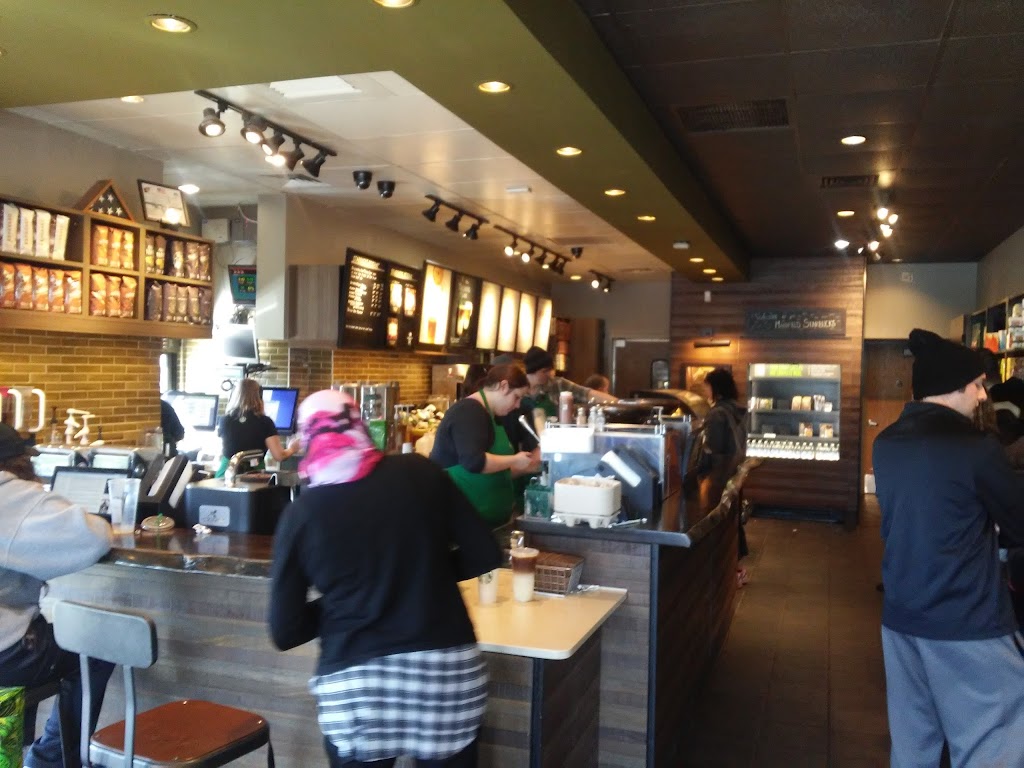 Starbucks | 2172 Walker Lake Rd, Ontario, OH 44906 | Phone: (419) 747-4381