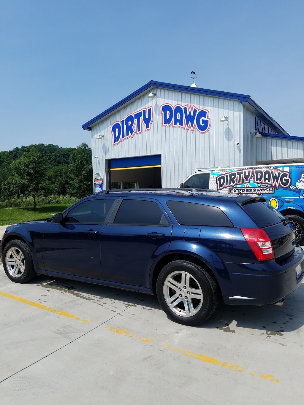 Dirty Dawg Express Wash | 1097 E State St, Athens, OH 45701 | Phone: (740) 593-3080